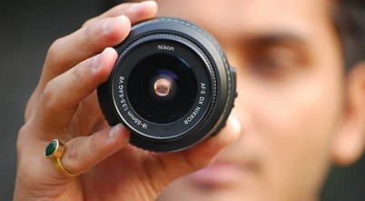 El ojo contra la cámara